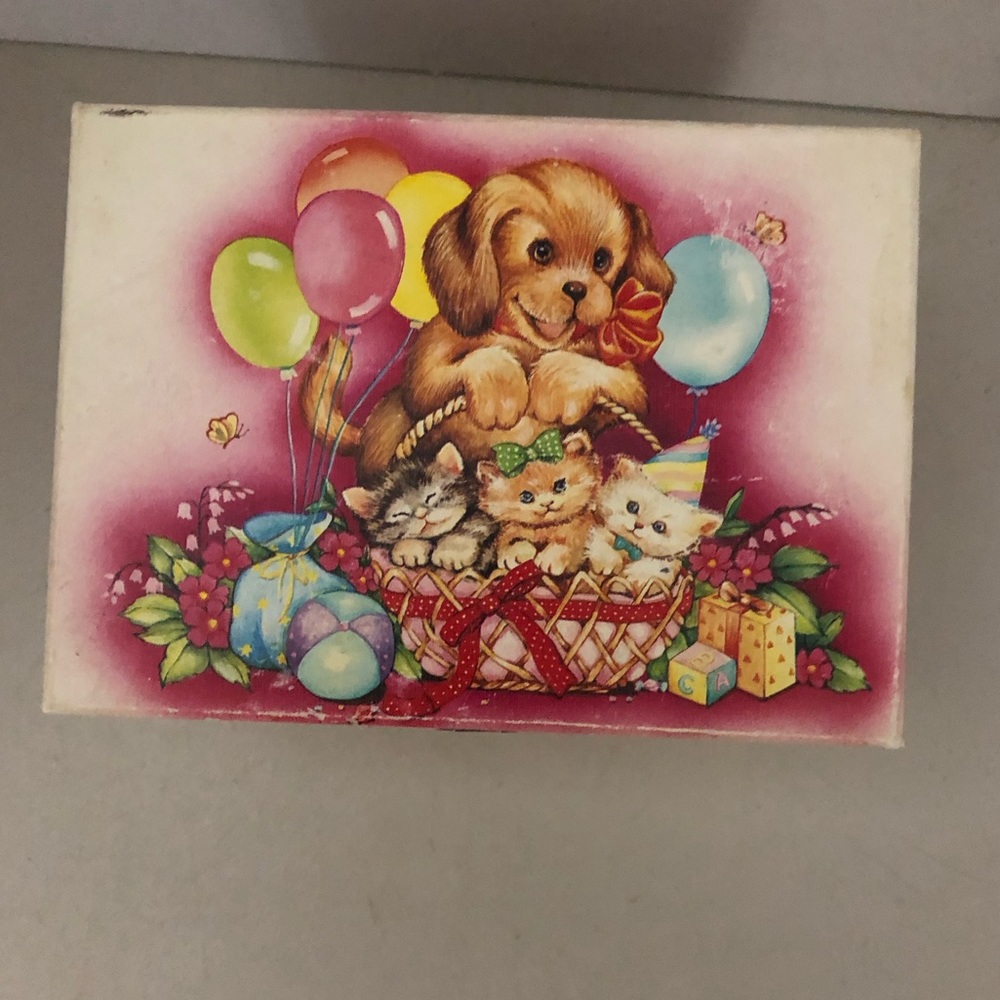 Vintage Jewelry Music Box London Bridge Birthday Puppy Kittens - Picture 3 of 9